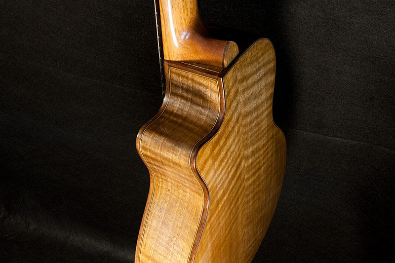 Mini-Acoustic Guitar